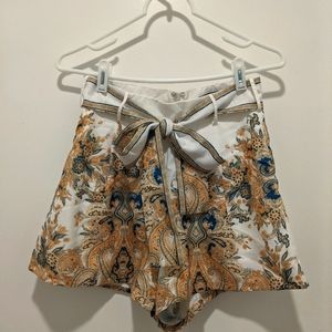 NWOT Zimmerman Inspired belted shorts size S